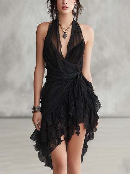 Selene | Mini Abito Nero con Collo all’Americana in Pizzo e Volant