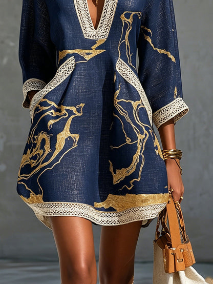 Astrea | Mini Abito Scollo a V con Stampa Oro e Blu Navy