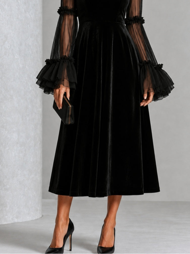 Ornella | Abito Midi in Velluto Nero con Tulle Trasparente