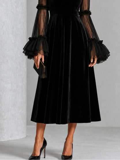 Ornella | Abito Midi in Velluto Nero con Tulle Trasparente