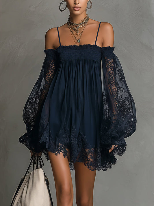 Noemi | Abito Corto in Chiffon Blu Navy con Spalle Scoperte e Finiture in Pizzo