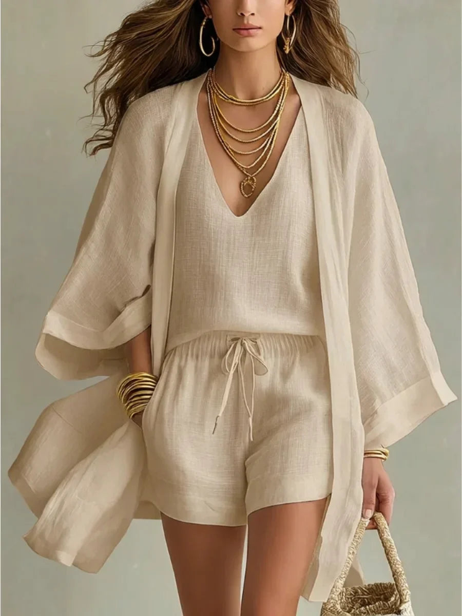 Carlotta | Completo Tre Pezzi: Gilet Ampio e Shorts con Coulisse